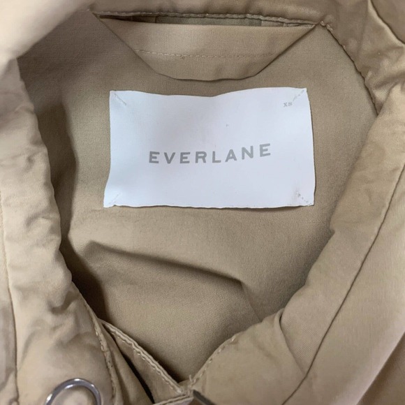 Everlane Swing Trench Coat XS Khaki Beige Jacket Short Body Cotton Preppy B9 - Picture 6 of 10